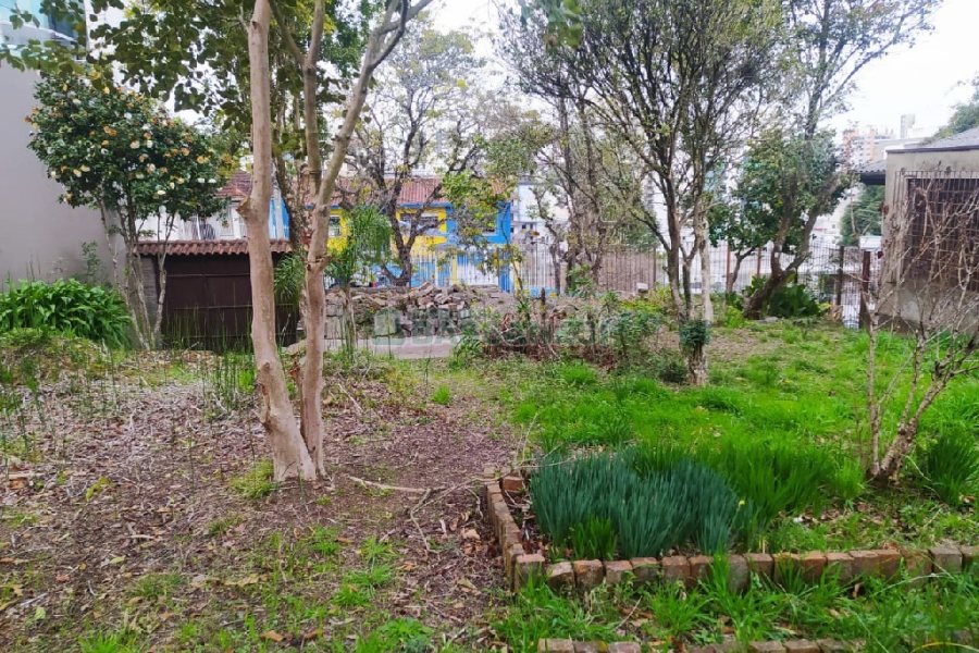 Casa Comercial com 250m², 4 dormitórios, 4 vagas, no bairro Lourdes em Caxias do Sul para Alugar ou Comprar