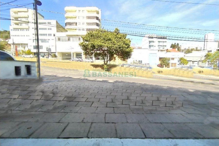 Loja com 170m², no bairro São José em Caxias do Sul para Alugar