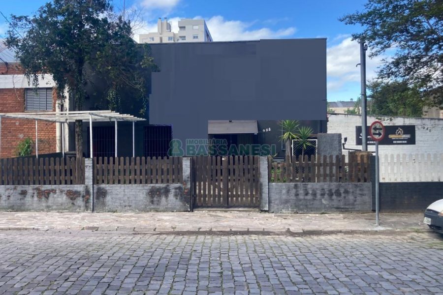 Loja com 165m², no bairro Pio X em Caxias do Sul para Comprar