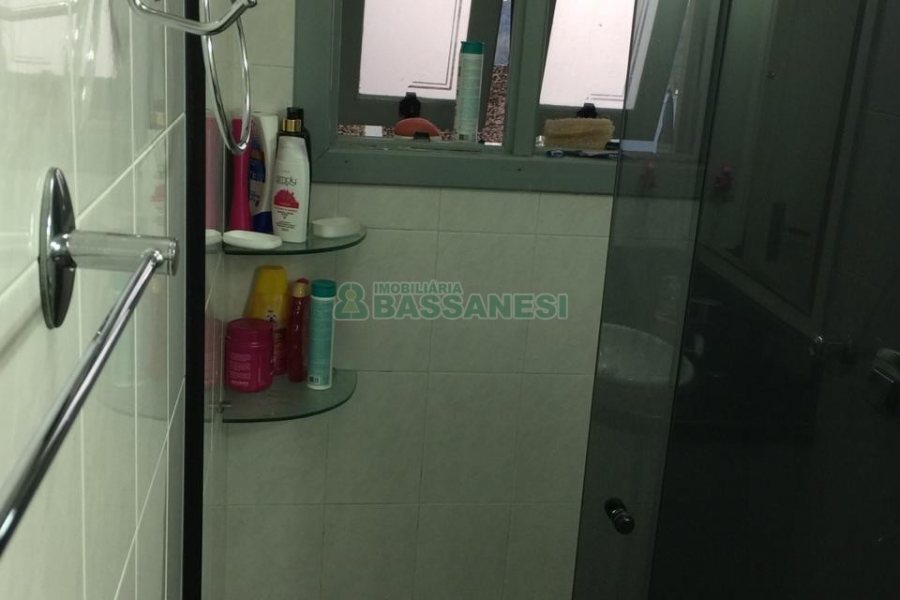 Apartamento com 78m², 2 dormitórios, 2 vagas, no bairro Bela Vista em Caxias do Sul para Comprar