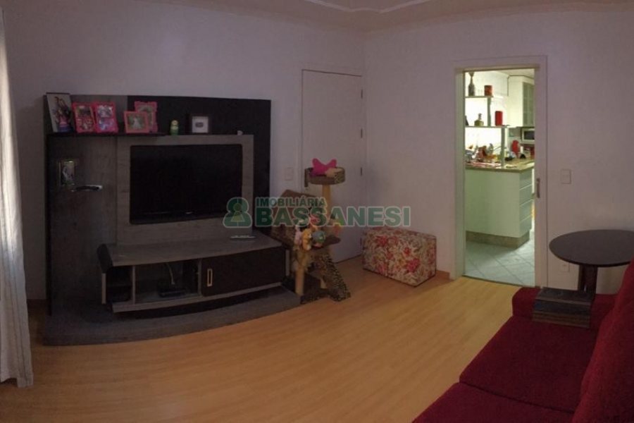 Apartamento com 78m², 2 dormitórios, 2 vagas, no bairro Bela Vista em Caxias do Sul para Comprar