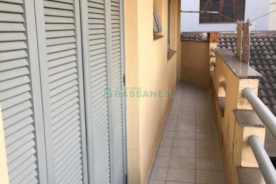 Apartamento com 78m², 2 dormitórios, 2 vagas, no bairro Bela Vista em Caxias do Sul para Comprar