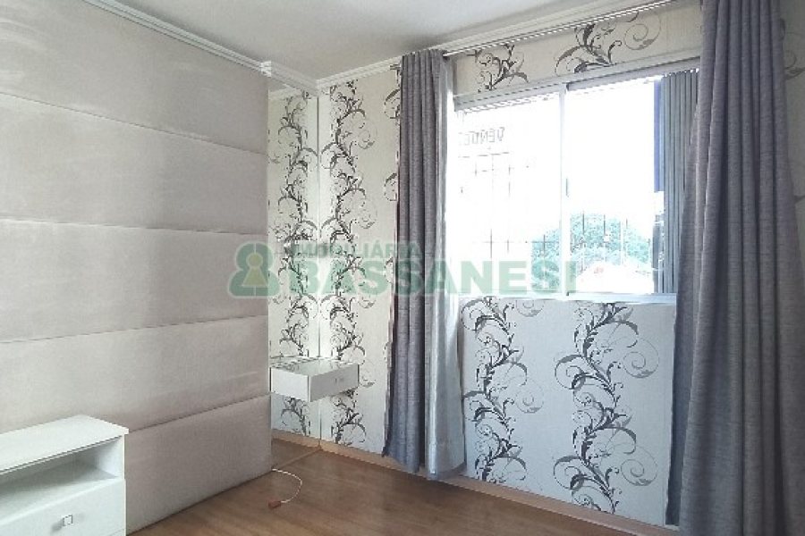 Apartamento com 62m², 2 dormitórios, 1 vaga, no bairro Centro em Caxias do Sul para Comprar