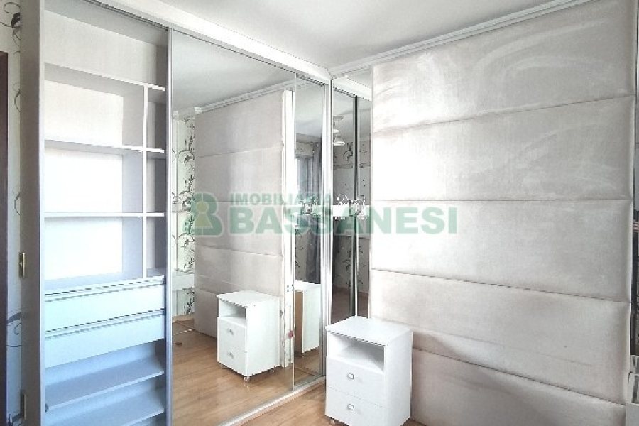 Apartamento com 62m², 2 dormitórios, 1 vaga, no bairro Centro em Caxias do Sul para Comprar