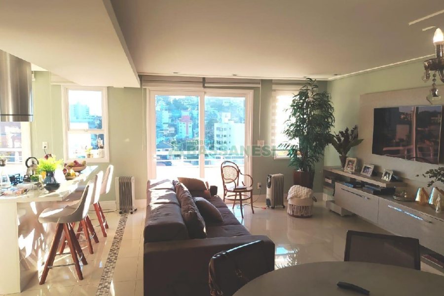 Apto/Cobertura com 320m², 4 dormitórios, 2 vagas, no bairro Santa Catarina em Caxias do Sul para Comprar