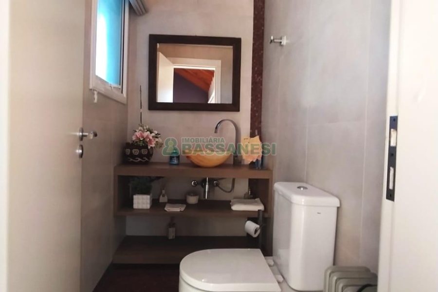 Apto/Cobertura com 320m², 4 dormitórios, 2 vagas, no bairro Santa Catarina em Caxias do Sul para Comprar