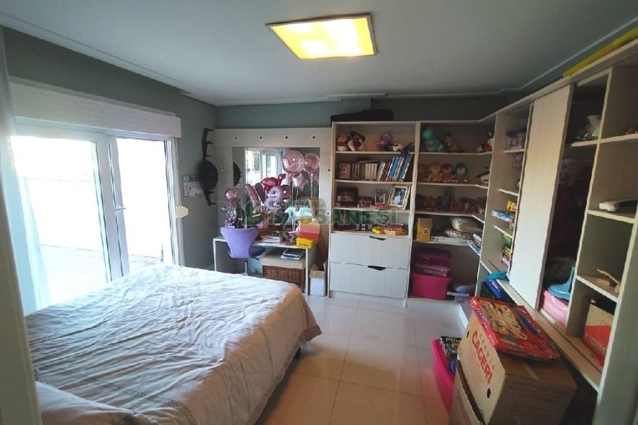 Apto/Cobertura com 320m², 4 dormitórios, 2 vagas, no bairro Santa Catarina em Caxias do Sul para Comprar