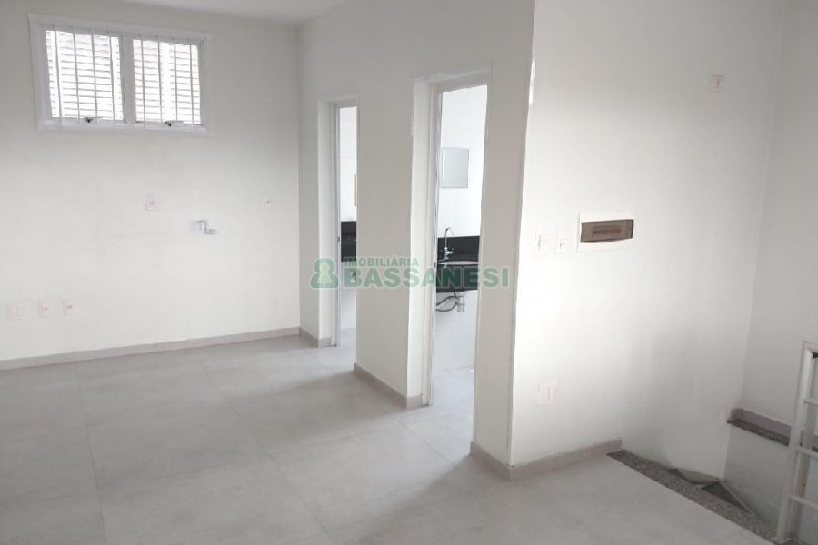 Sala com 100m², no bairro Lourdes em Caxias do Sul para Alugar