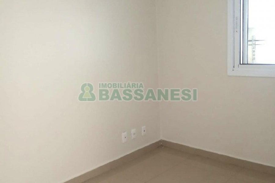 Apartamento com 53m², 2 dormitórios, 2 vagas, no bairro Bela Vista em Caxias do Sul para Comprar