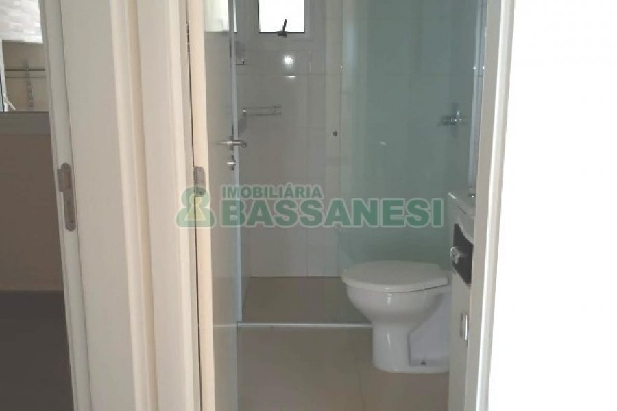 Apartamento com 53m², 2 dormitórios, 2 vagas, no bairro Bela Vista em Caxias do Sul para Comprar