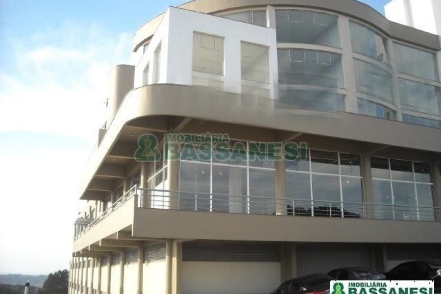Apartamento, 2 vagas, no bairro Ana Rech em Caxias do Sul para Comprar