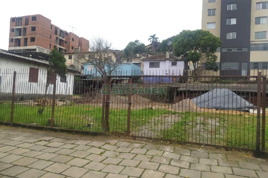 Terreno com 750m², no bairro São José em Caxias do Sul para Alugar