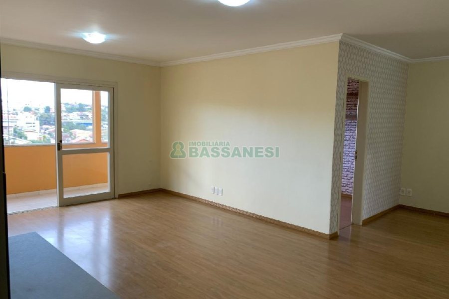 Apartamento com 170m², 3 dormitórios, 1 vaga, no bairro Cristo Redentor em Caxias do Sul para Comprar
