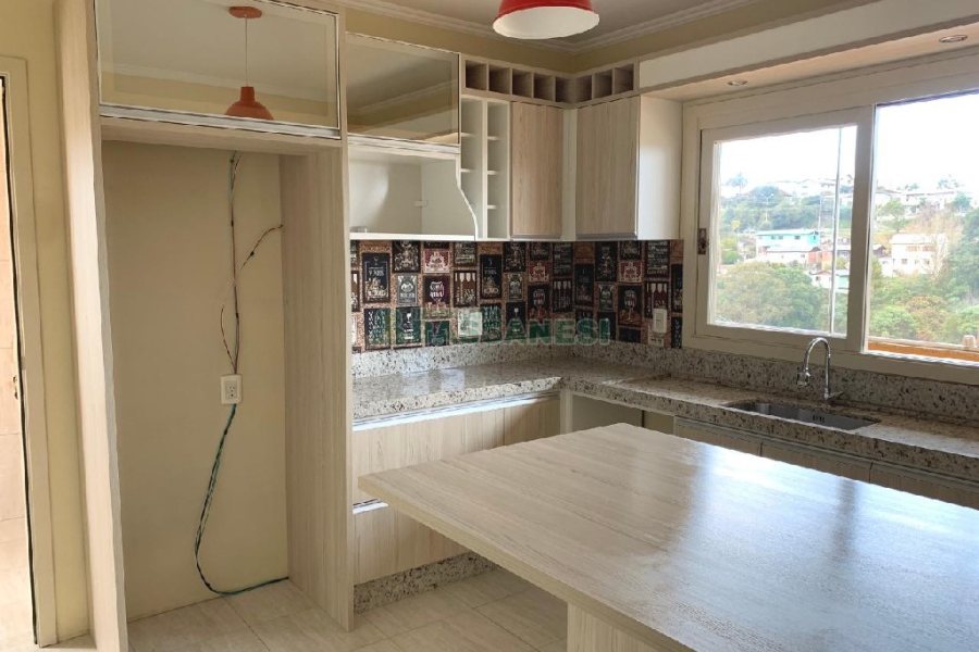 Apartamento com 170m², 3 dormitórios, 1 vaga, no bairro Cristo Redentor em Caxias do Sul para Comprar