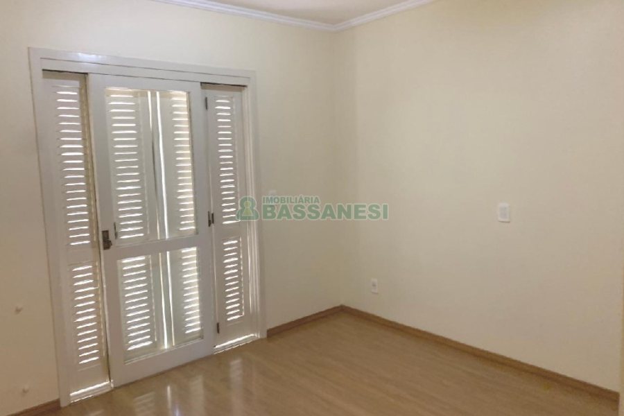 Apartamento com 170m², 3 dormitórios, 1 vaga, no bairro Cristo Redentor em Caxias do Sul para Comprar