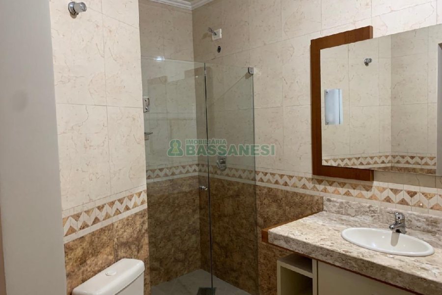 Apartamento com 170m², 3 dormitórios, 1 vaga, no bairro Cristo Redentor em Caxias do Sul para Comprar