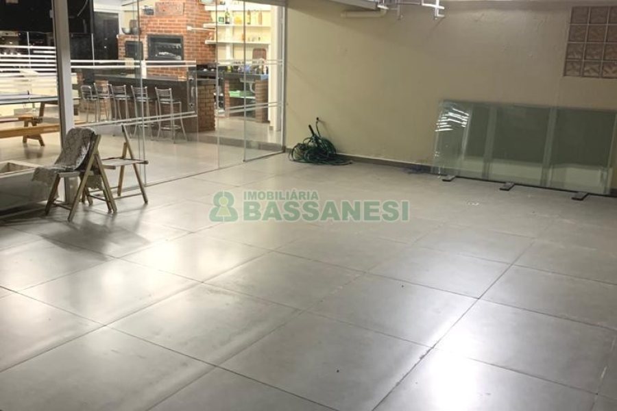 Apartamento com 170m², 3 dormitórios, 1 vaga, no bairro Cristo Redentor em Caxias do Sul para Comprar