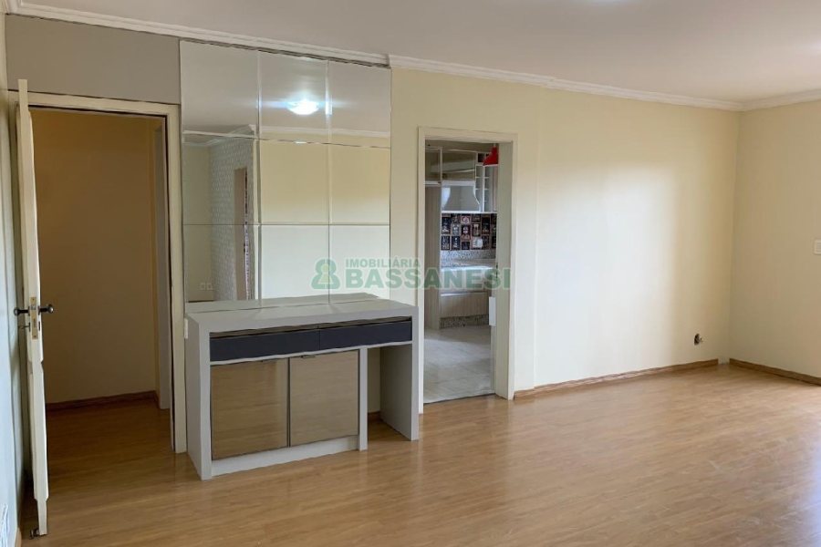 Apartamento com 170m², 3 dormitórios, 1 vaga, no bairro Cristo Redentor em Caxias do Sul para Comprar