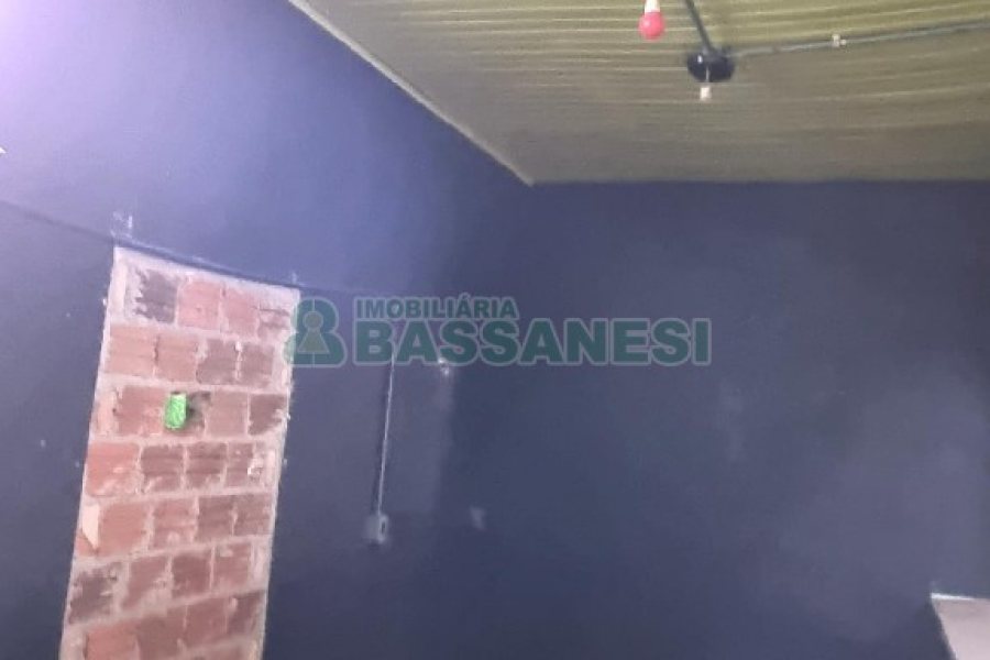 Loja com 110m², no bairro Sagrada Família em Caxias do Sul para Alugar