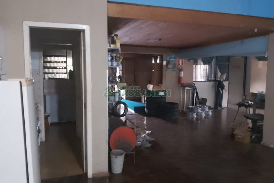 Predio com 1199m², no bairro Bela Vista em Caxias do Sul para Comprar