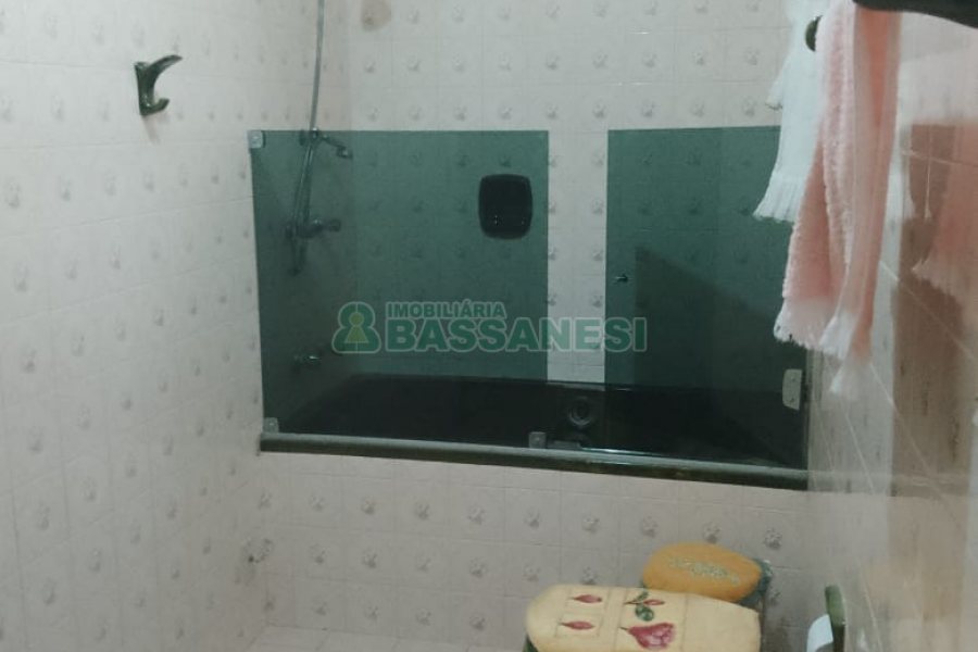 Predio com 1199m², no bairro Bela Vista em Caxias do Sul para Comprar