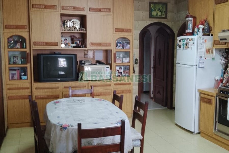 Predio com 1199m², no bairro Bela Vista em Caxias do Sul para Comprar