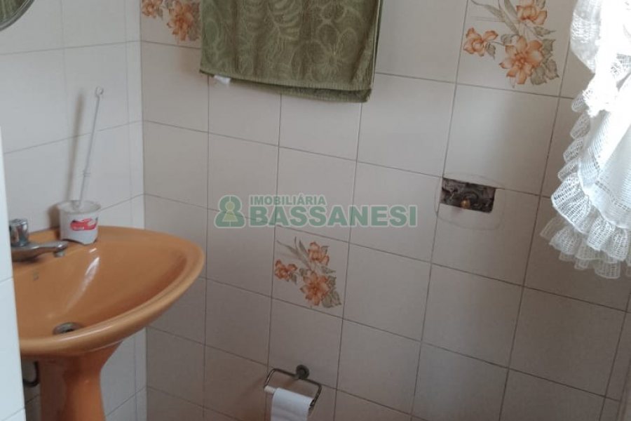 Predio com 1199m², no bairro Bela Vista em Caxias do Sul para Comprar