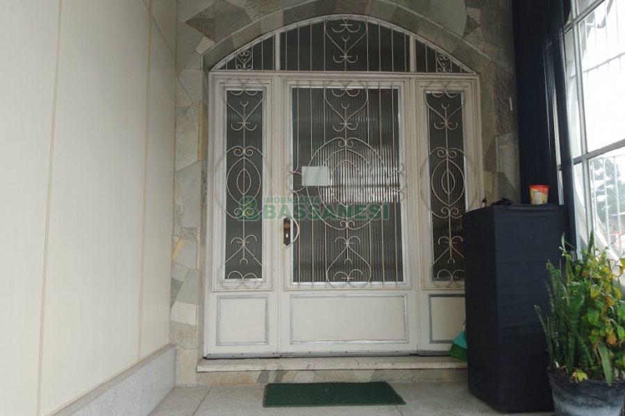 Predio com 1199m², no bairro Bela Vista em Caxias do Sul para Comprar