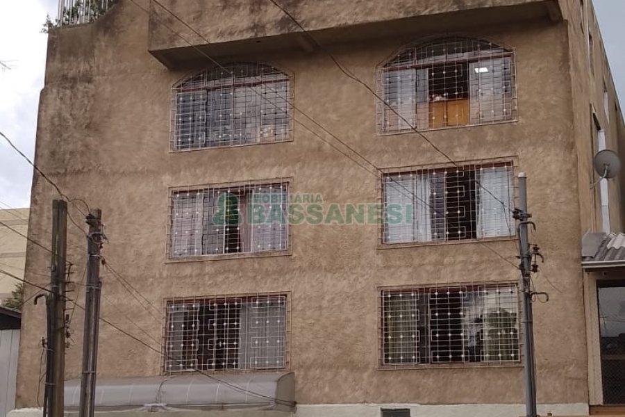 Predio com 1199m², no bairro Bela Vista em Caxias do Sul para Comprar