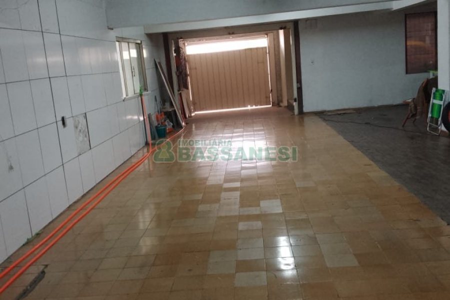 Predio com 1199m², no bairro Bela Vista em Caxias do Sul para Comprar