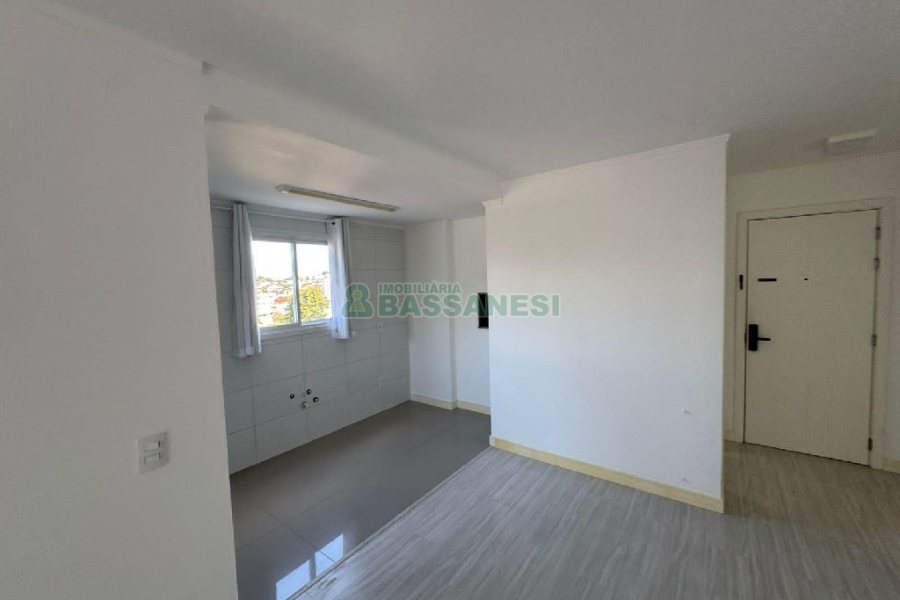 Apartamento com 82m², 2 dormitórios, 2 vagas, no bairro Desvio Rizzo em Caxias do Sul para Comprar