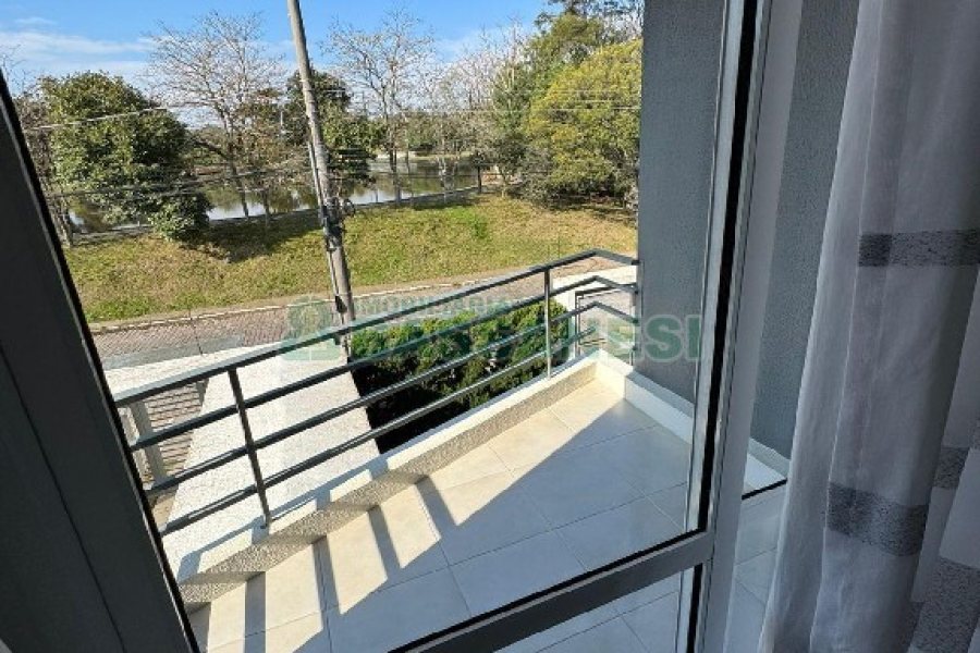 Apartamento com 82m², 2 dormitórios, 2 vagas, no bairro Desvio Rizzo em Caxias do Sul para Comprar