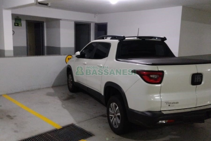 Box com 21m², no bairro Centro em Caxias do Sul para Comprar