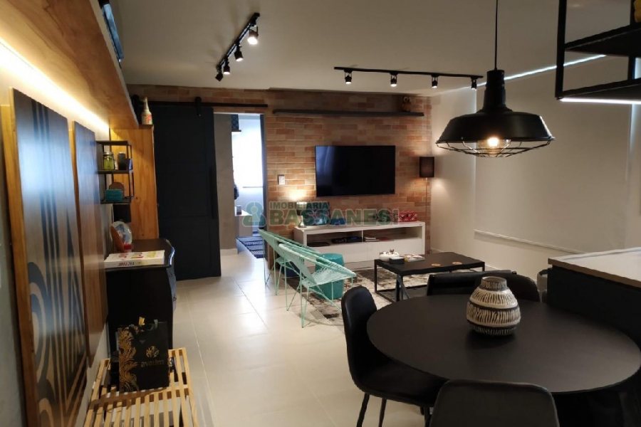 Apartamento com 47m², 1 dormitório, 2 vagas, no bairro Centro em Caxias do Sul para Alugar