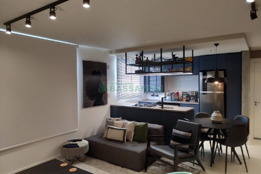 Apartamento com 47m², 1 dormitório, 2 vagas, no bairro Centro em Caxias do Sul para Alugar