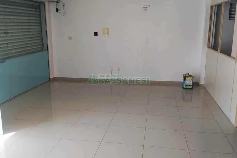 Loja com 184m², no bairro Bela Vista em Caxias do Sul para Comprar