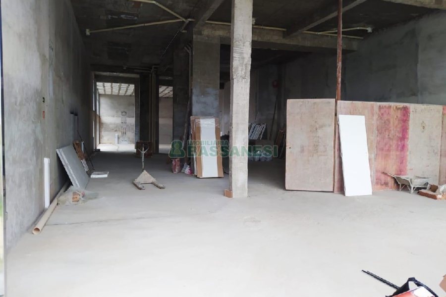 Loja com 533m², no bairro Sanvitto em Caxias do Sul para Alugar