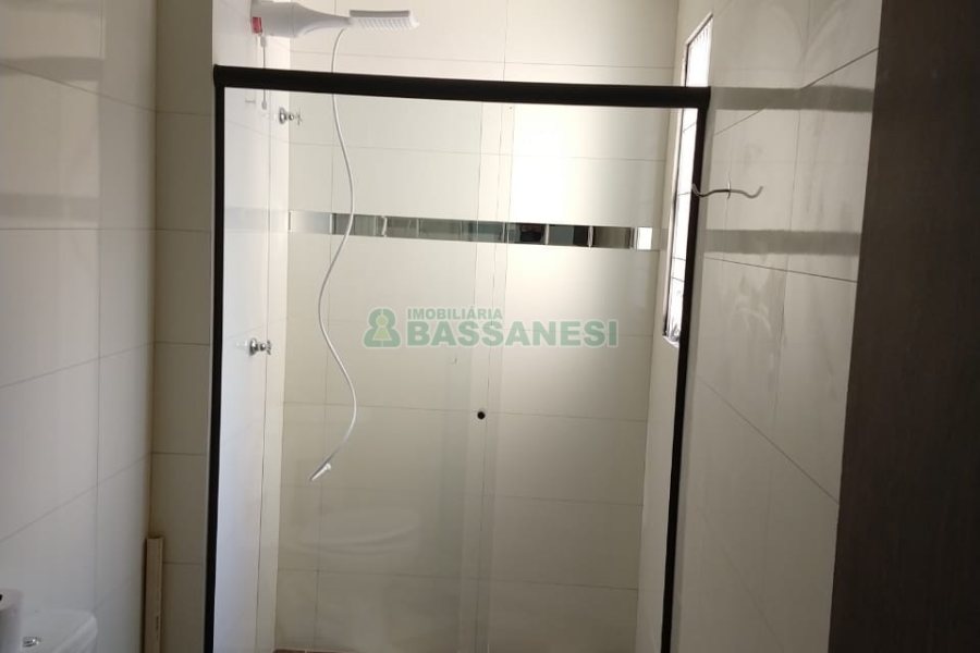 Apartamento com 79m², 3 dormitórios, 1 vaga, no bairro Panazzolo em Caxias do Sul para Comprar