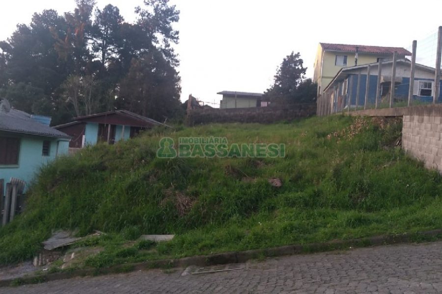 Terreno, no bairro São Caetano em Caxias do Sul para Comprar