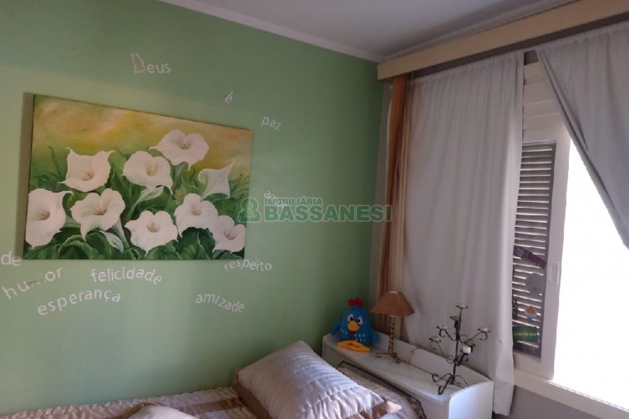 Apartamento com 153m², 3 dormitórios, 1 vaga, no bairro Rio Branco em Caxias do Sul para Comprar