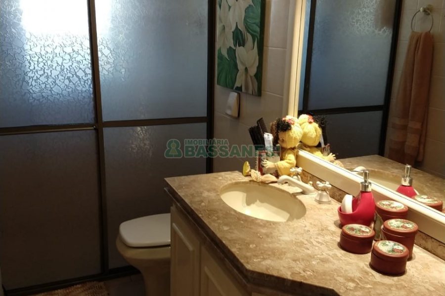 Apartamento com 153m², 3 dormitórios, 1 vaga, no bairro Rio Branco em Caxias do Sul para Comprar