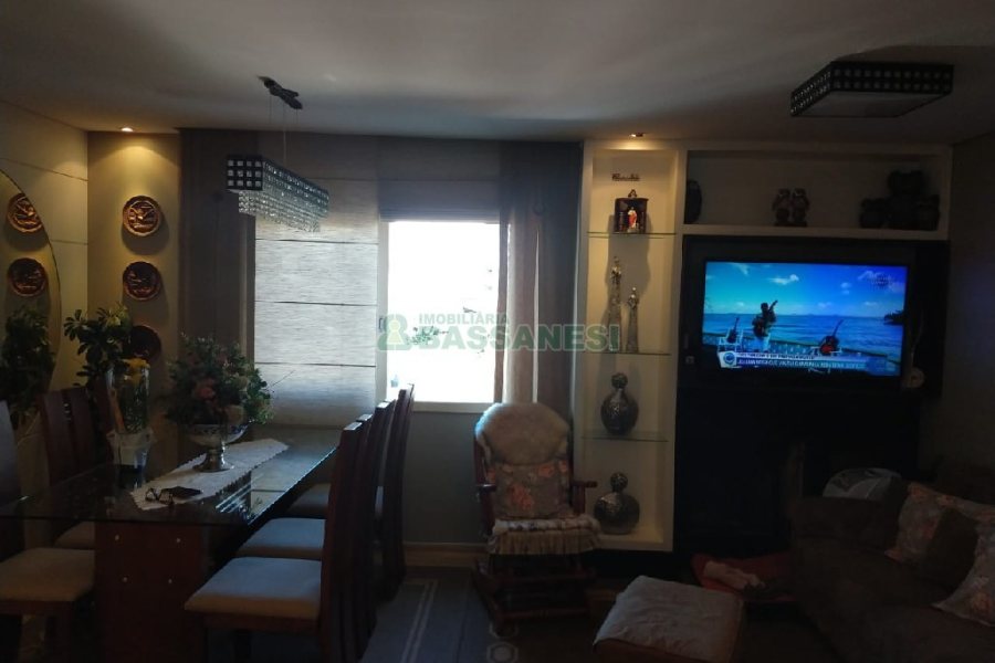 Apartamento com 153m², 3 dormitórios, 1 vaga, no bairro Rio Branco em Caxias do Sul para Comprar