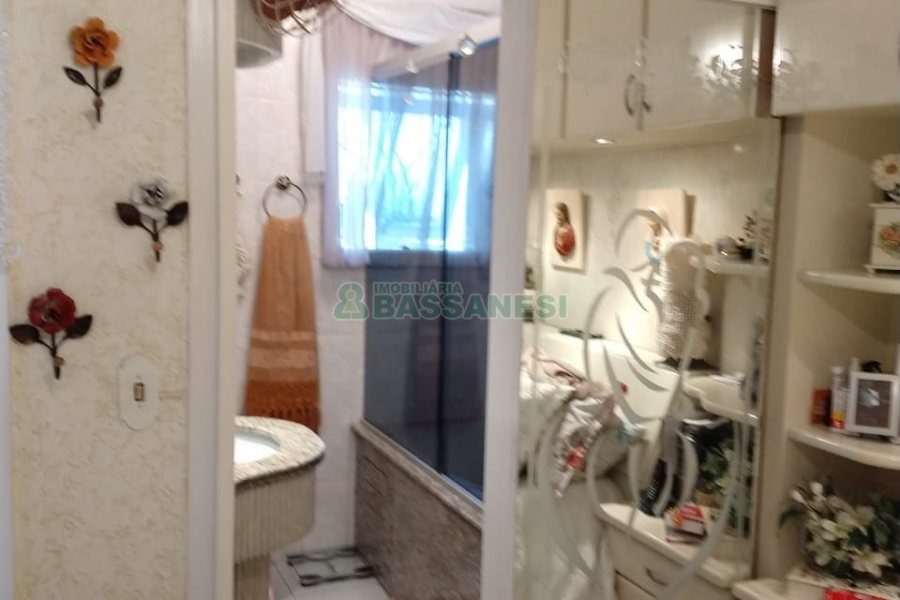 Apartamento com 153m², 3 dormitórios, 1 vaga, no bairro Rio Branco em Caxias do Sul para Comprar