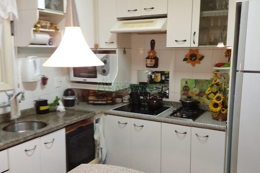Apartamento com 153m², 3 dormitórios, 1 vaga, no bairro Rio Branco em Caxias do Sul para Comprar