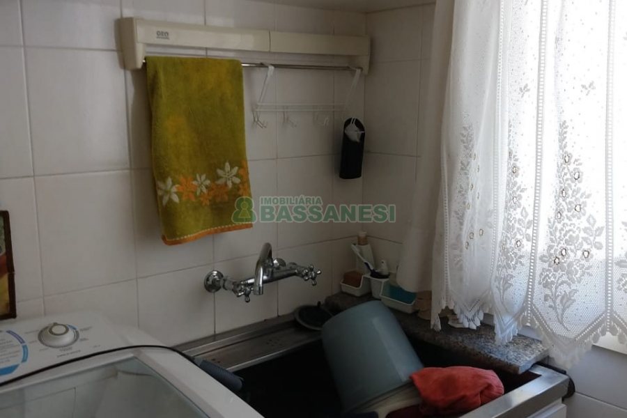 Apartamento com 153m², 3 dormitórios, 1 vaga, no bairro Rio Branco em Caxias do Sul para Comprar