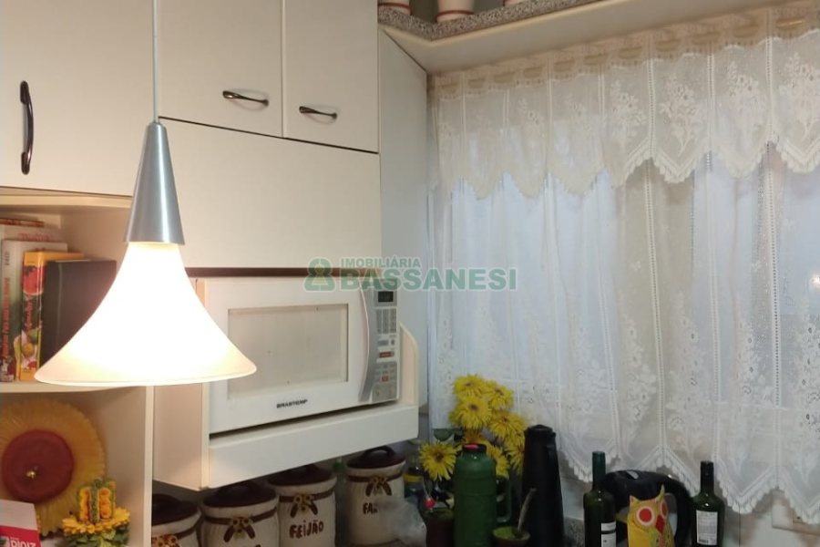 Apartamento com 153m², 3 dormitórios, 1 vaga, no bairro Rio Branco em Caxias do Sul para Comprar