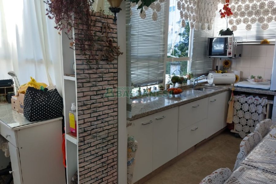 Apartamento com 153m², 3 dormitórios, 1 vaga, no bairro Rio Branco em Caxias do Sul para Comprar
