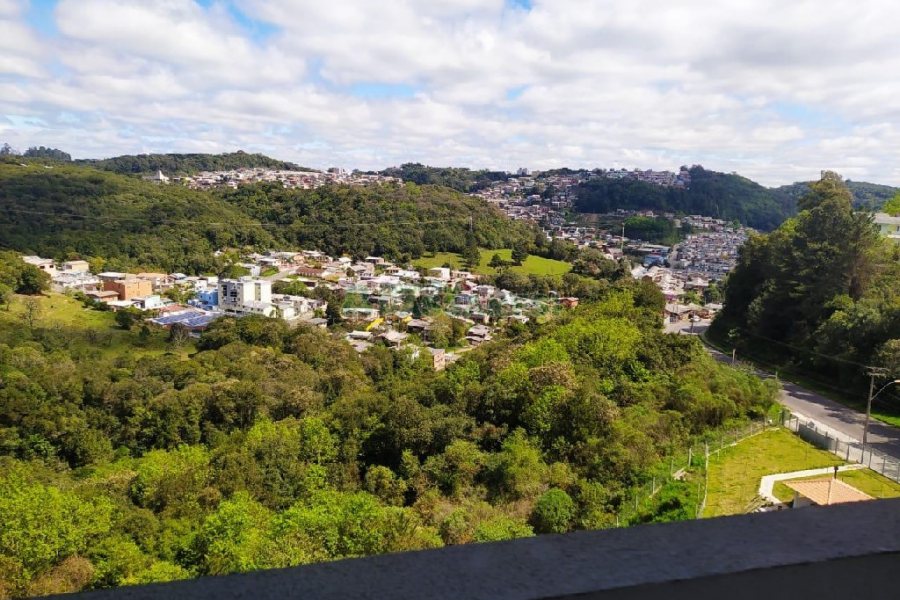 Apartamento com 60m², 2 dormitórios, 1 vaga, no bairro Santa Catarina em Caxias do Sul para Alugar