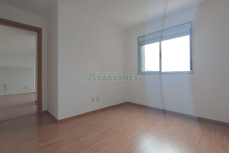 Apartamento com 60m², 2 dormitórios, 1 vaga, no bairro Santa Catarina em Caxias do Sul para Alugar