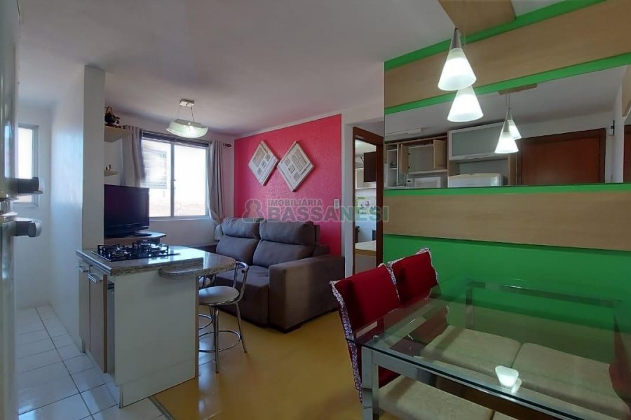 Apto Mobiliado com 59m², 2 dormitórios, 1 vaga, no bairro Santo Antônio em Caxias do Sul para Alugar